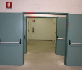 Porte uscita di sicurezza ospedale Cuneo